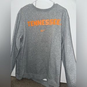 NEVER WORN men’s Nike sweatshirt
